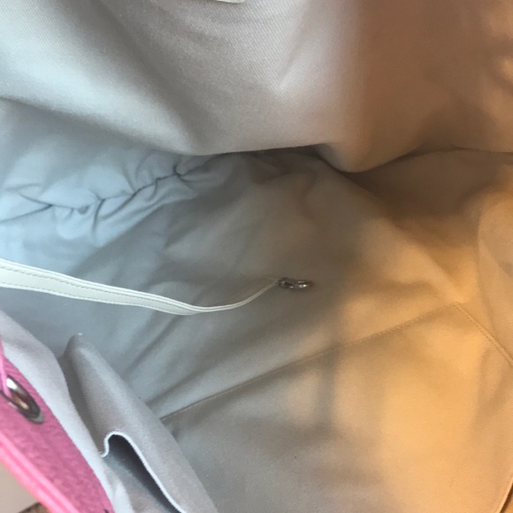 Chanel Bag - Picture 6 of 8